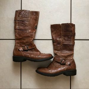 Leather mid-calf zipper boots